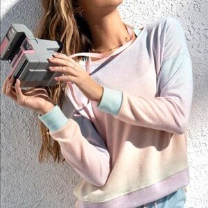Onzie high low sweatshirt in creamsicle